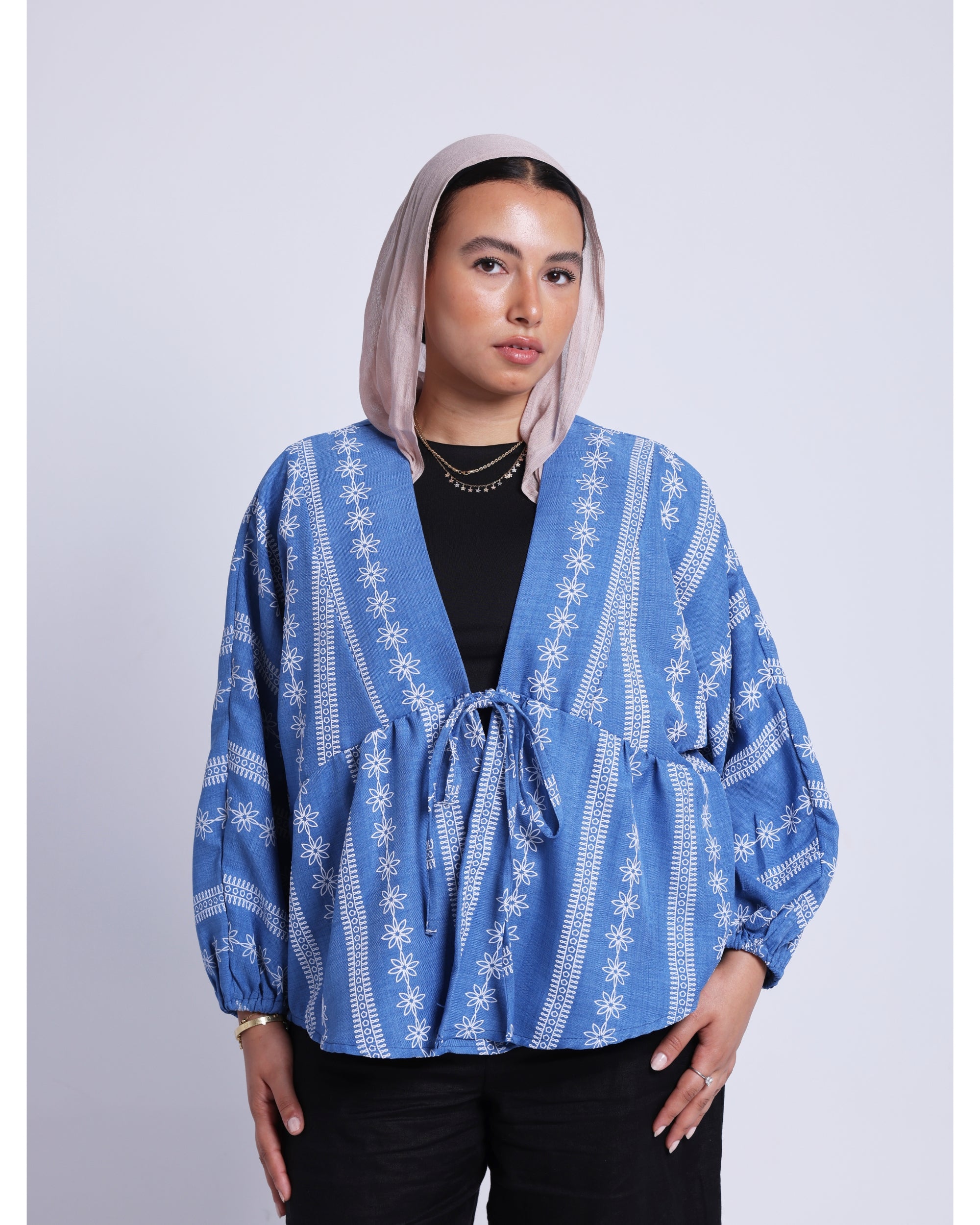 THE FLOWERY BLOUSE IN blue