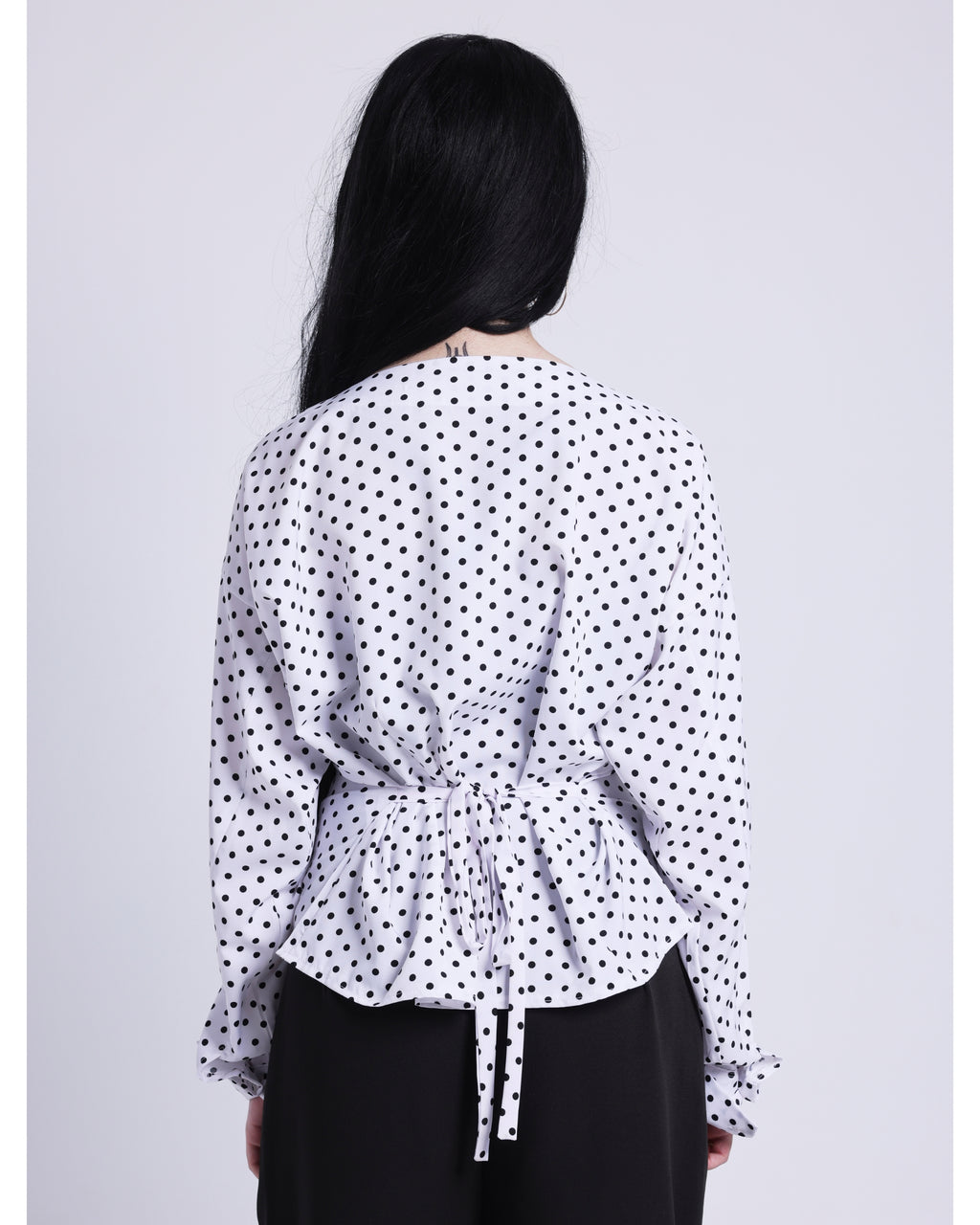 polka dots blouse in white