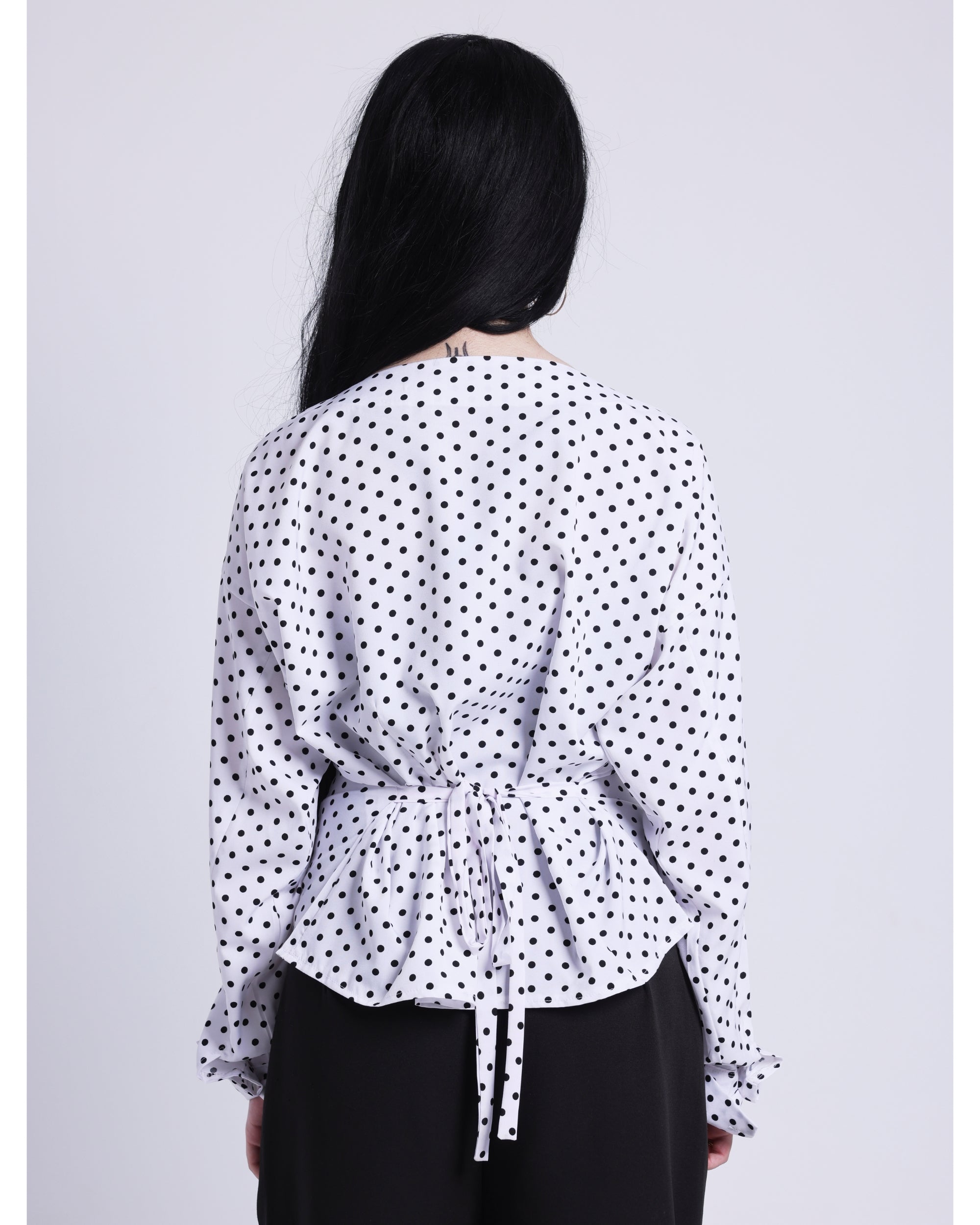 polka dots blouse in white