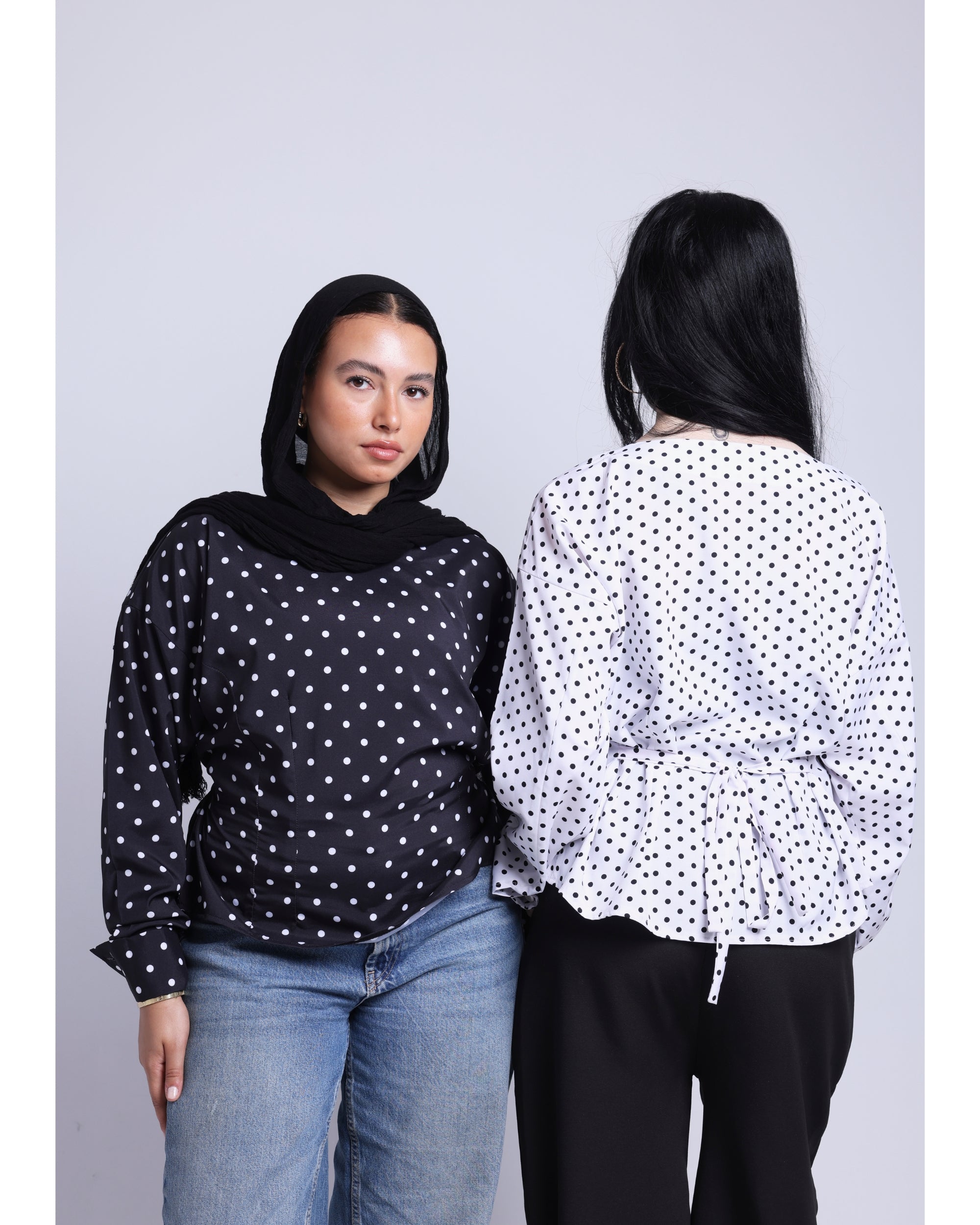 polka dots blouse in white