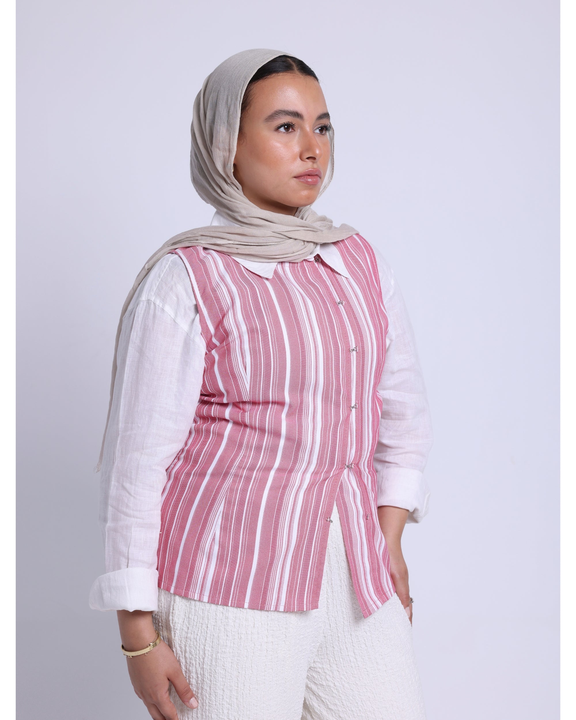 no sleeve blouse in red