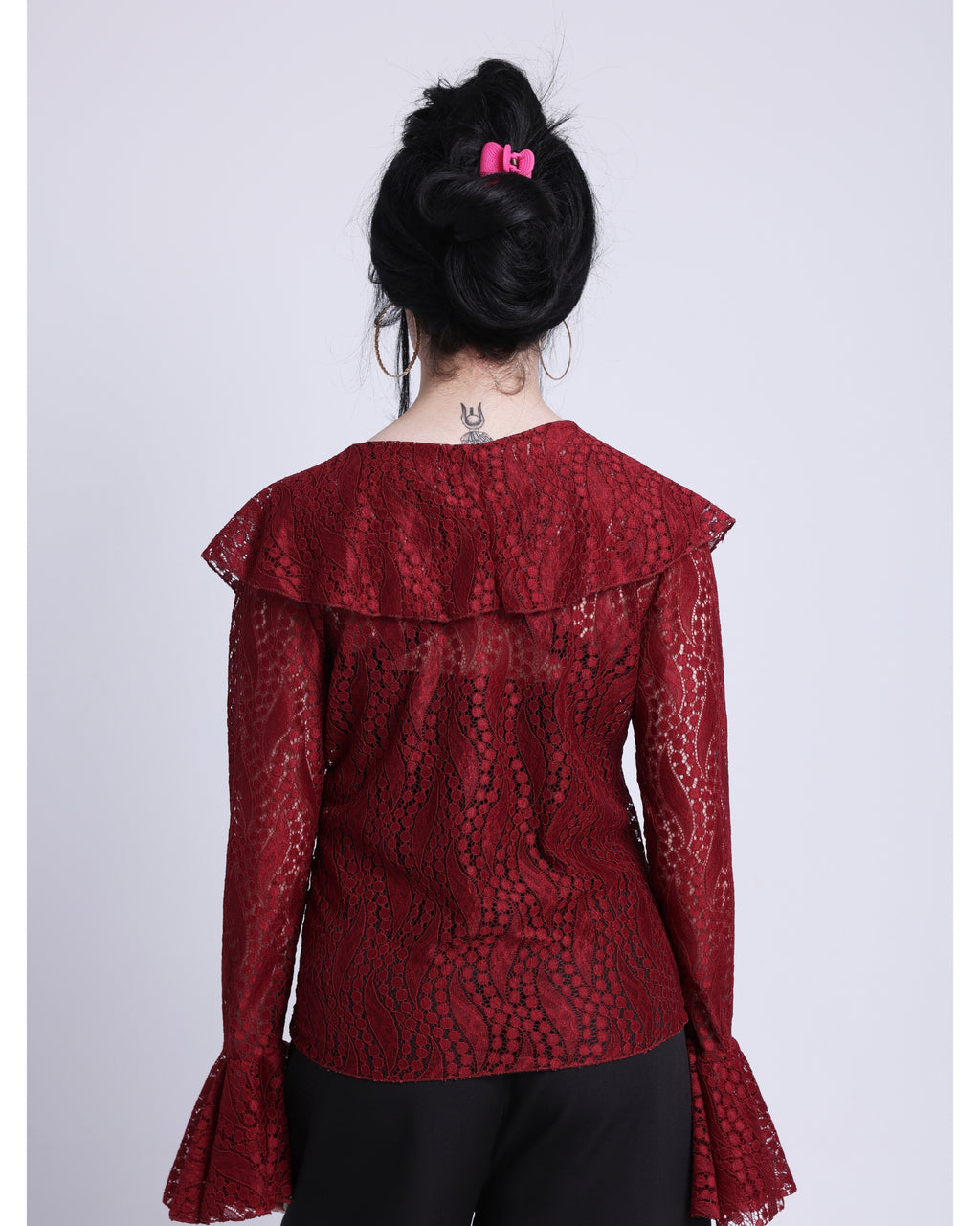 LACE TOP
