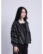 THE FLOWERY BLOUSE IN BLACK