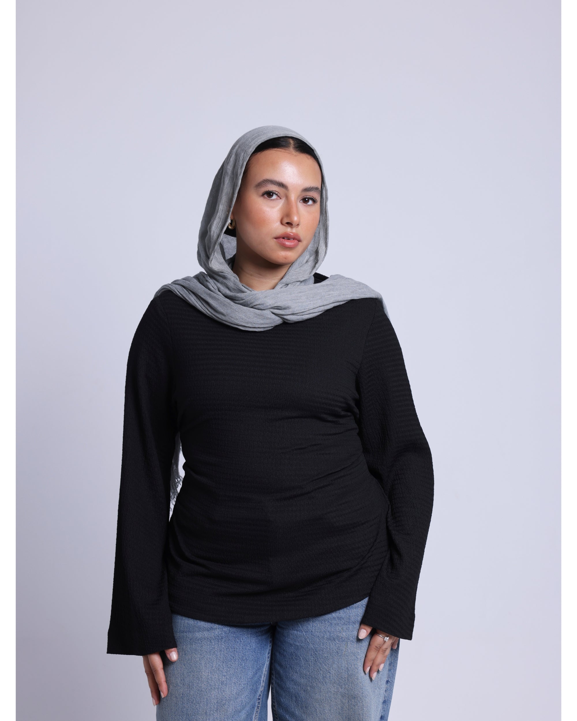 THE BASIC SHIRT IN BLACK