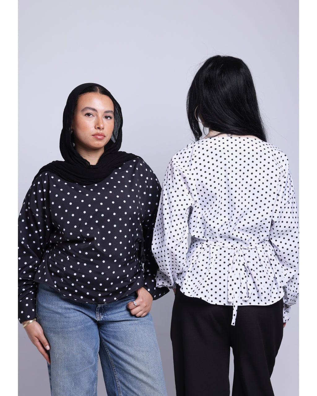polka dots blouse in white