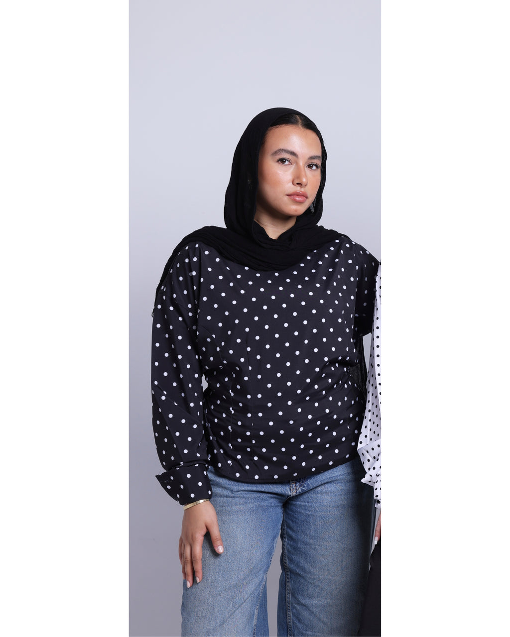 polka dots blouse in balck