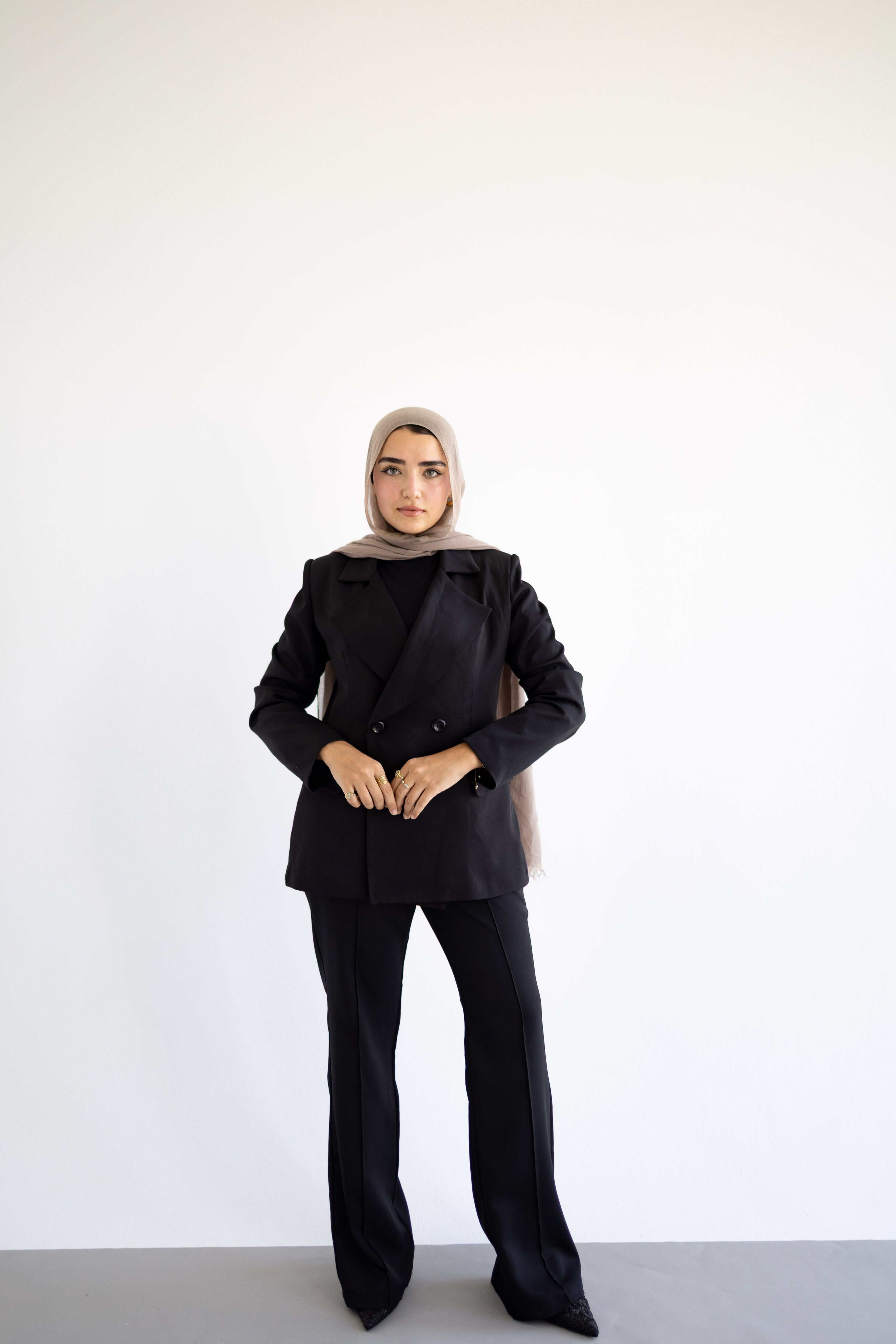 Prestige De Femme In Black