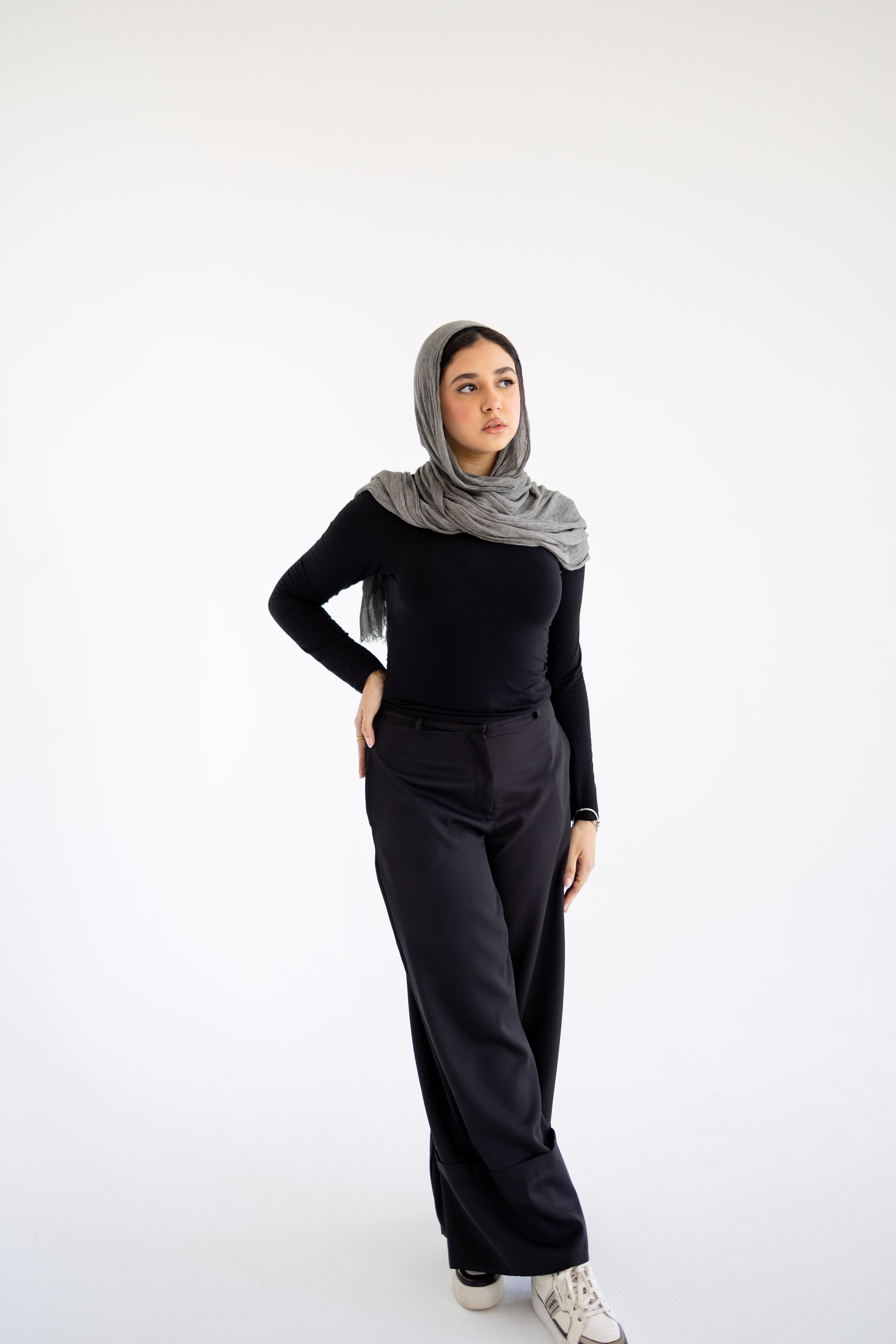 The Cuff Trousers In Black