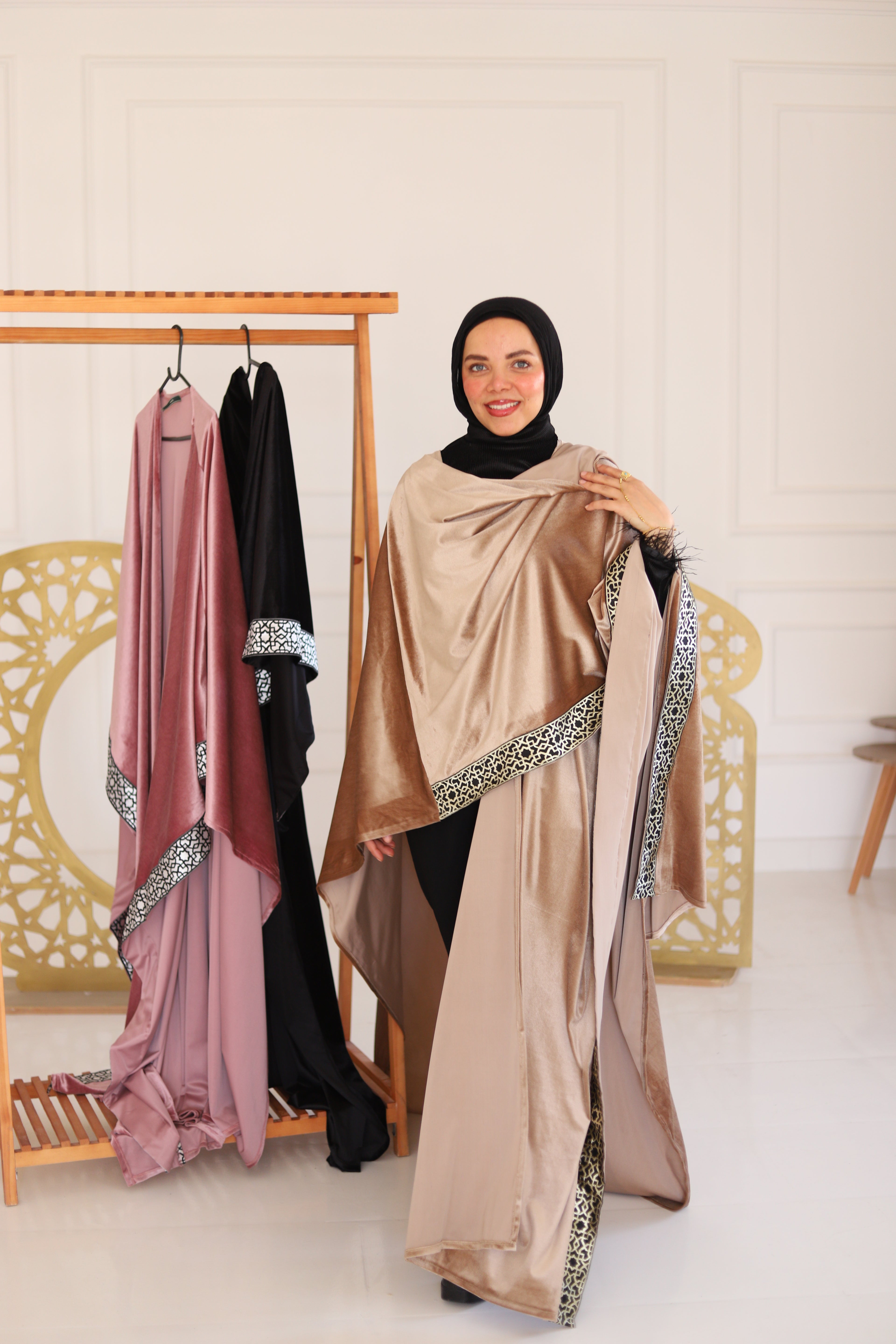 ضيّ القمر (Dhay Al-Qamar) – Moonlight in Champagne