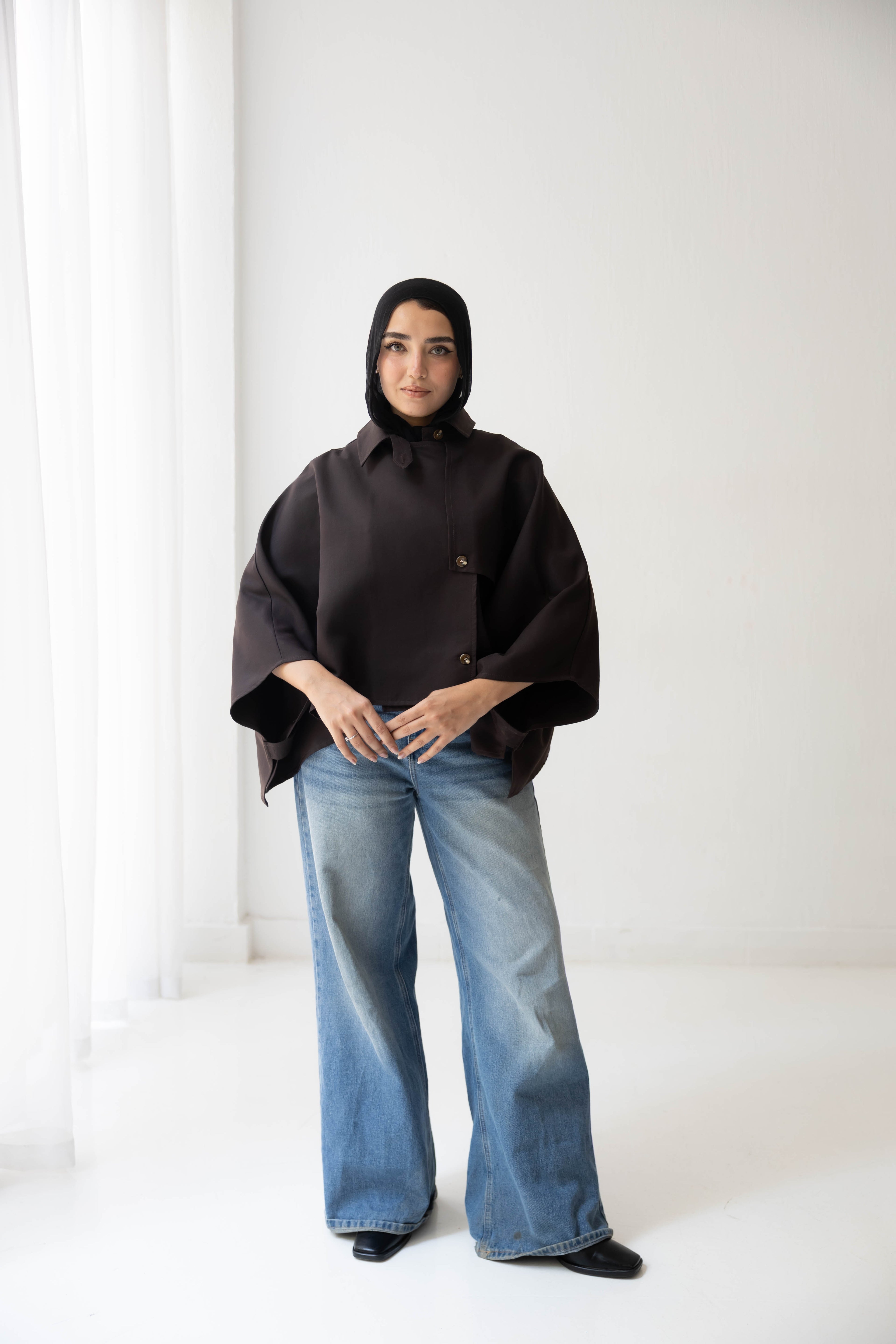 TOI’S TRENCH COAT IN DARK BROWN