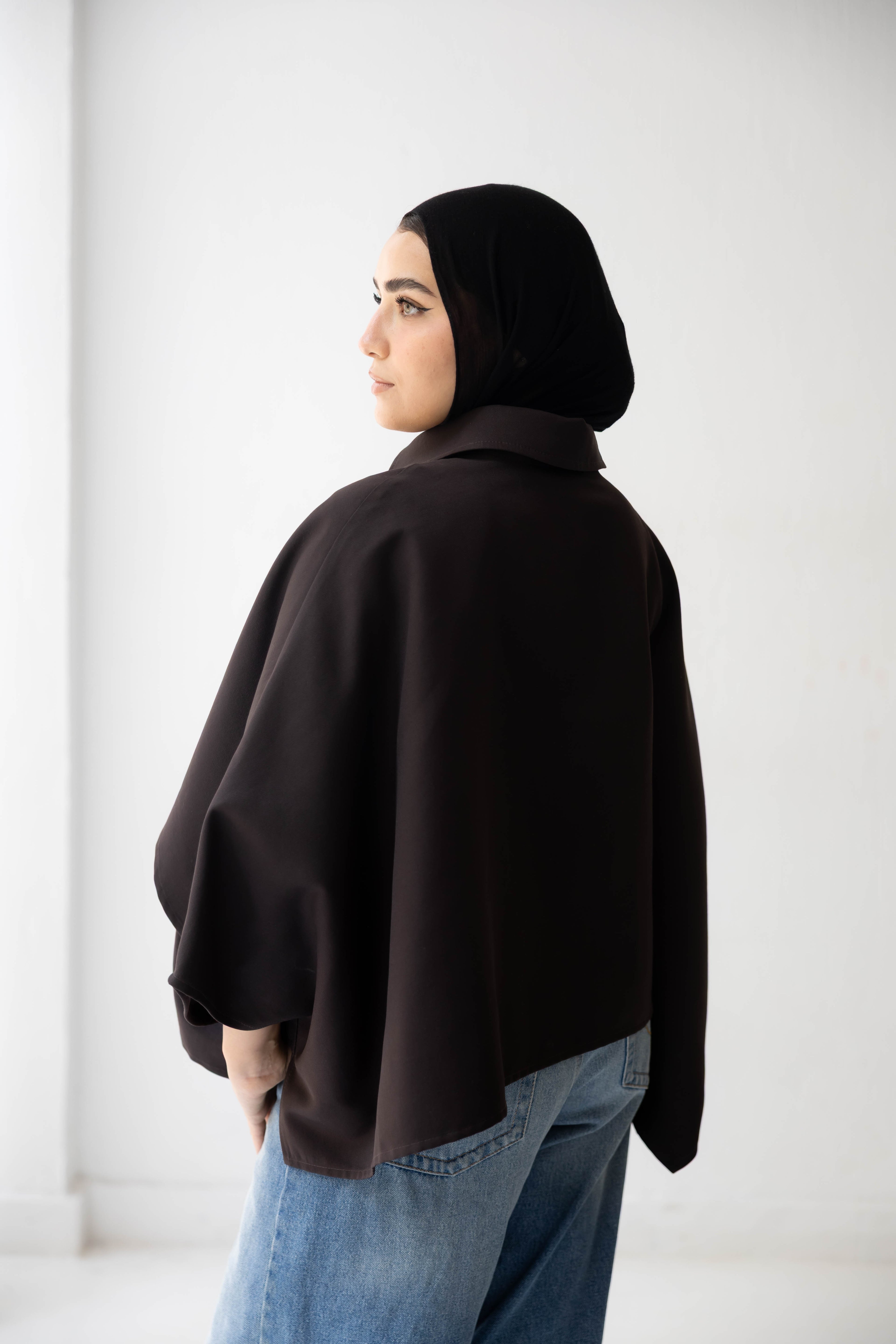 TOI’S TRENCH COAT IN DARK BROWN