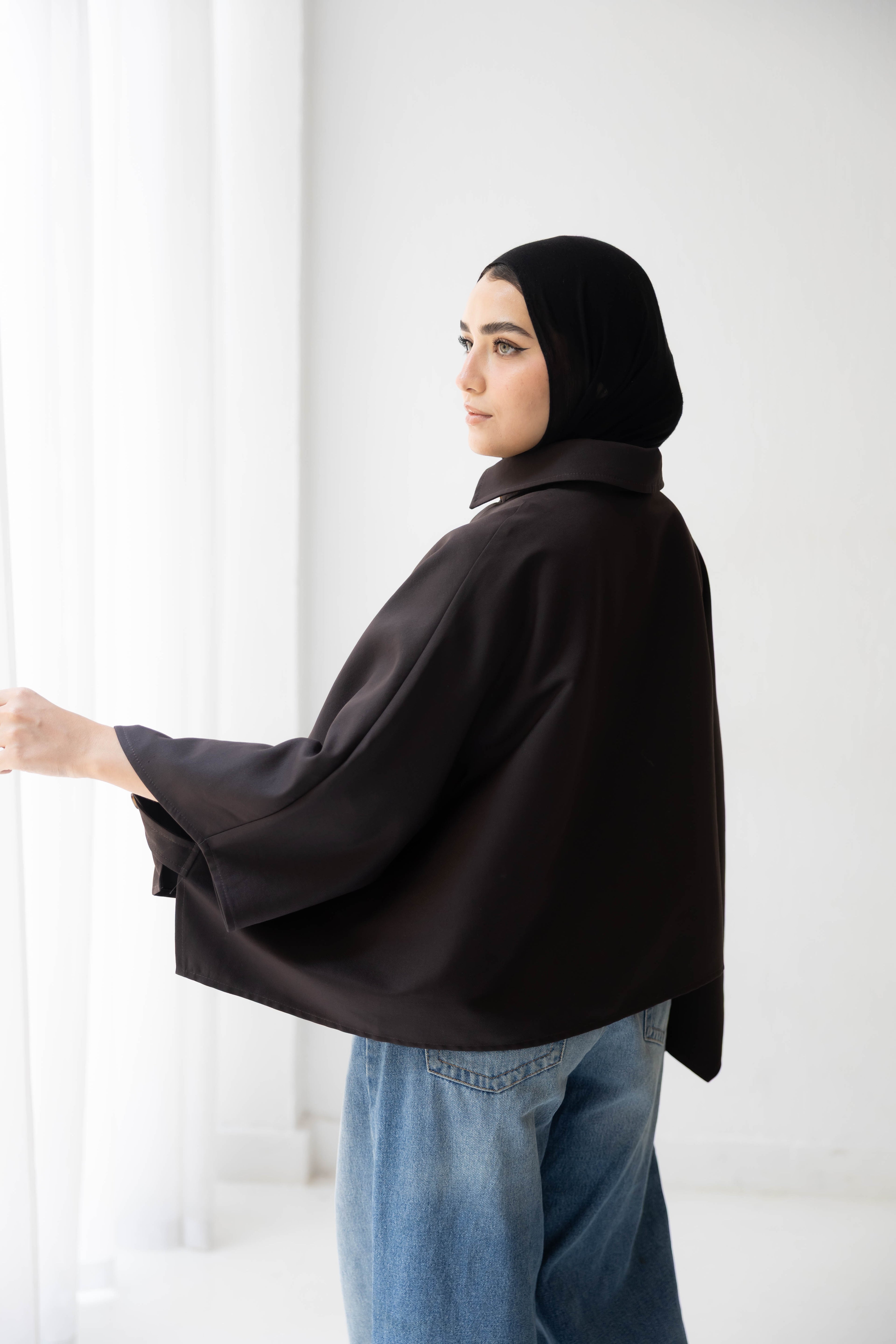 TOI’S TRENCH COAT IN DARK BROWN