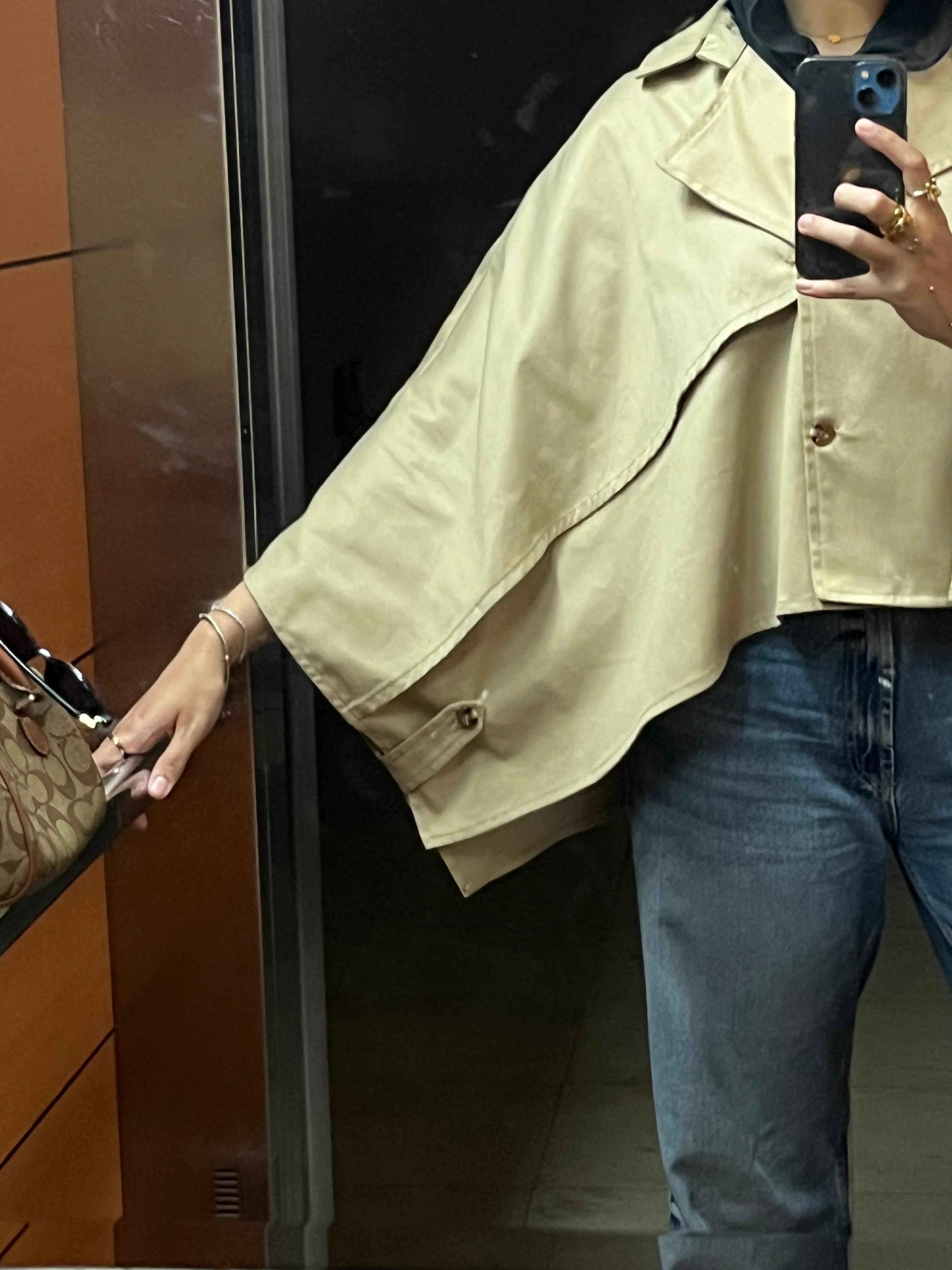 TOI'S TRENCH COAT IN BEIGE